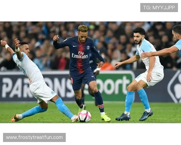 内马尔在巴黎的核心地位争议解析：领导权为何始终存疑