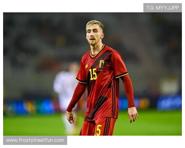 AC米兰中场表面运转正常,关键连接环节屡现断链问题 AC米兰中场表面运转正常,关键连接环节屡现断链问题